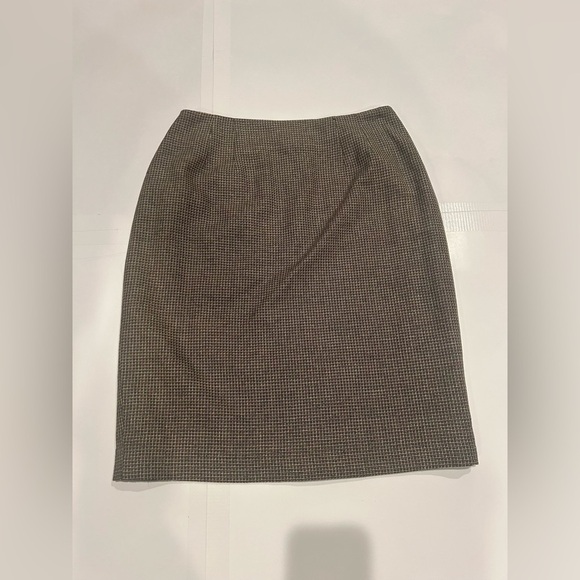 Linda Allard Ellen Tracy Pencil Skirt 8 Silk Wool Blend Tan Zipper Business - Picture 1 of 8